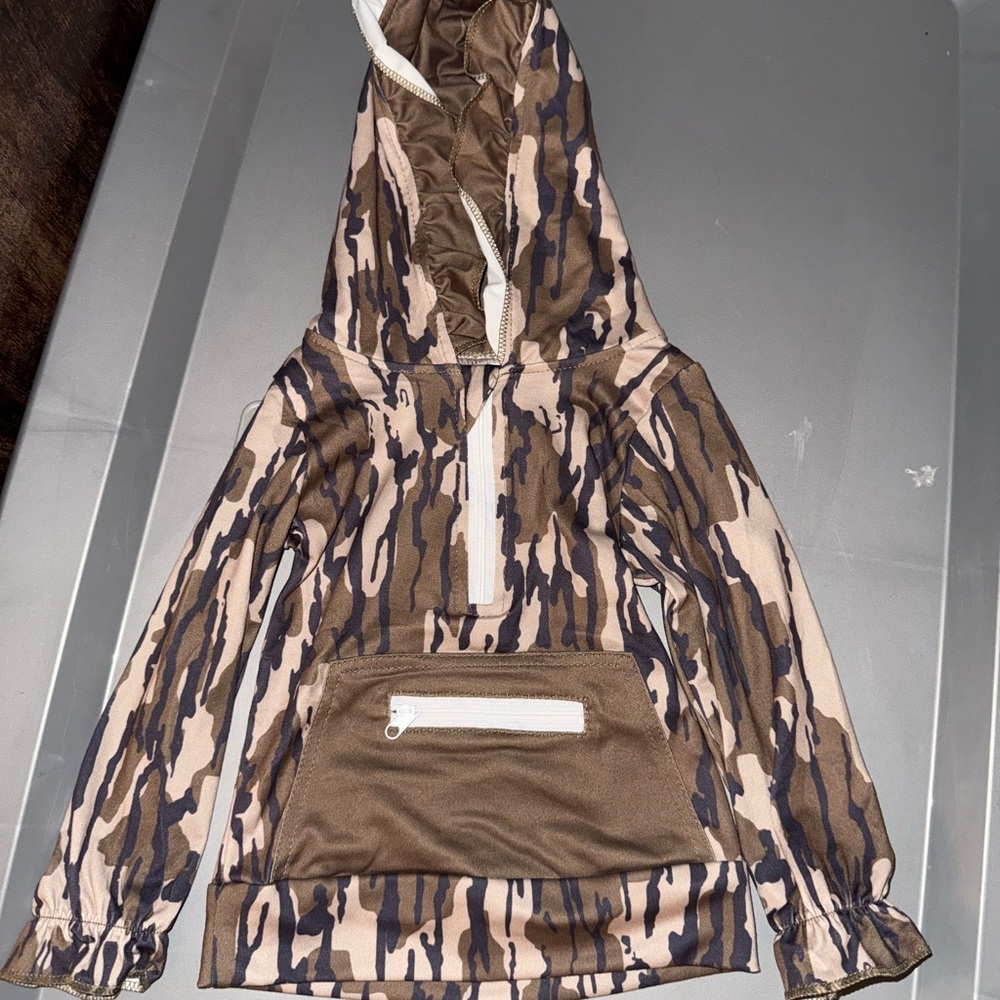 Girly Camouflage Hooded Jacket-NWOT